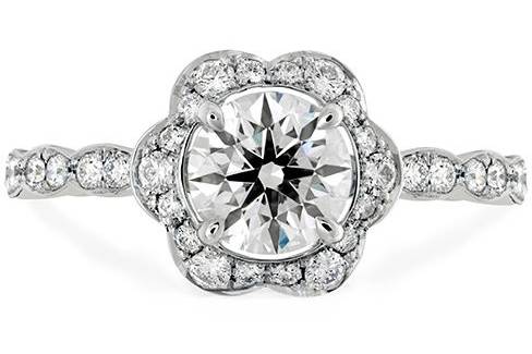 HEARTS ON FIRELORELEI FLORAL ENGAGEMENT RINGThe floral design and intricate details of this beautiful engagement ring put it in a league of its own. The signature scalloped edges of the Lorelei Collection are on full display on this stunner. It’s the perfect ring for a woman who wants a ring that is bold yet feminine.