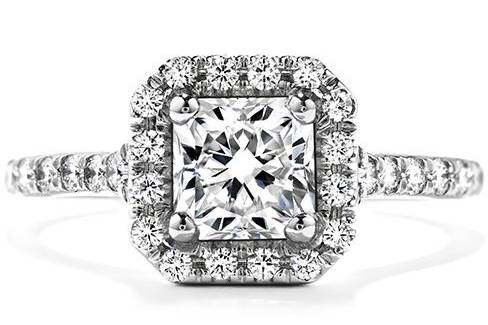 HEARTS ON FIRETRANSCEND DREAM ENGAGEMENT RINGA halo of Hearts On Fire diamonds perfectly frames our exclusive square Dream diamond, creating the brilliant illusion of a single stone.