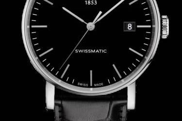 TISSOTEVERYTIME SWISSMATICA classical, timeless design, the sleek and clean face of the Tissot Everytime singles it out as a very modern watch.