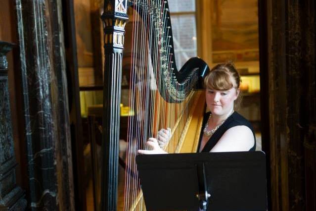 Laura Stokes Harpist