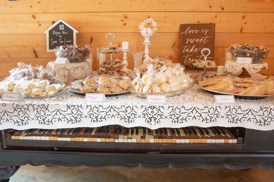 Cookie bar on a piano