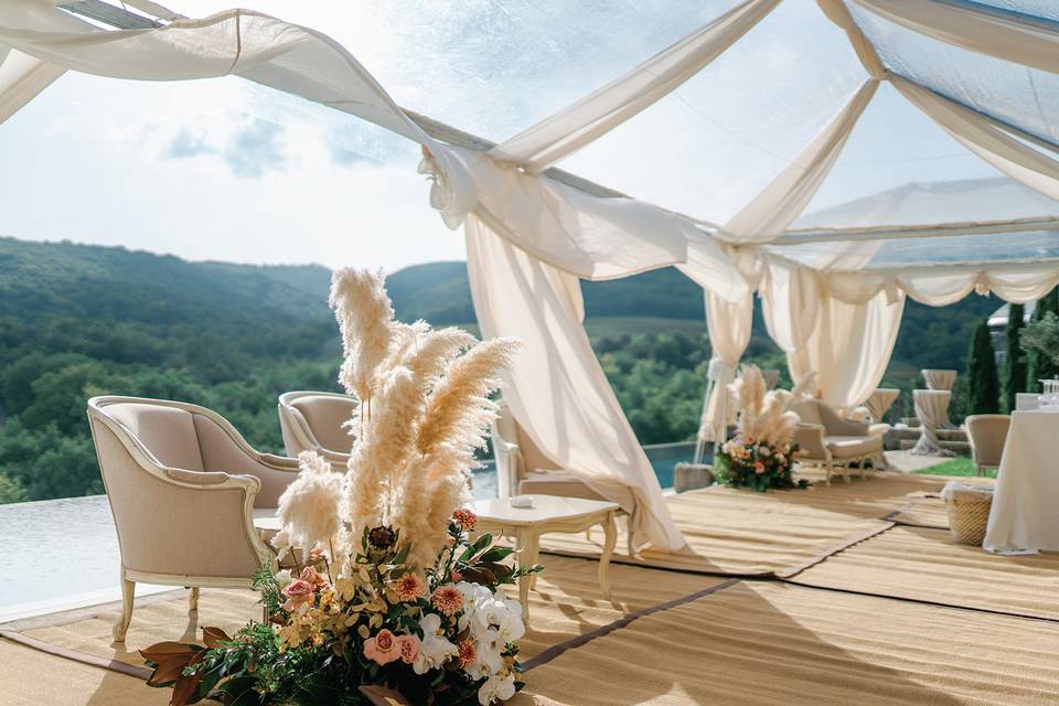 Luxury wedding in Tuscany
