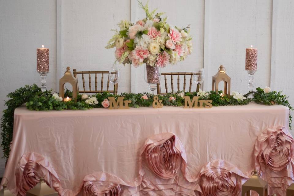 Sweetheart Table