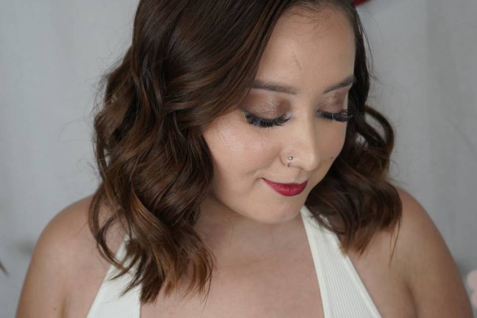 Simple Beautiful Glam