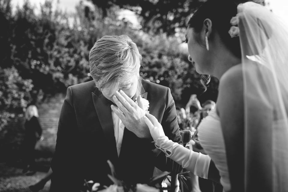 The crying of the groom