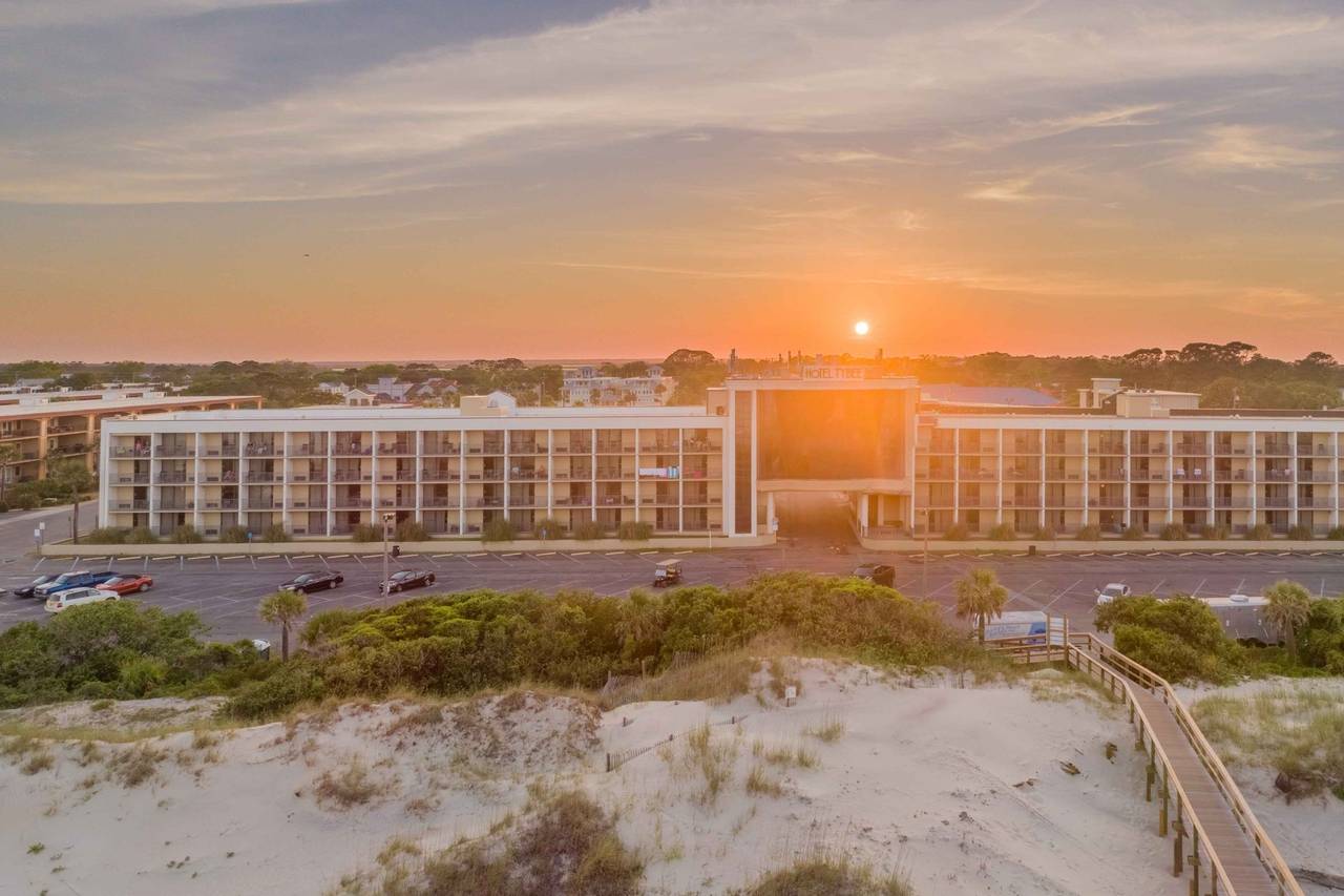 Hotel Tybee - Hotel Weddings - Tybee Island, GA - WeddingWire