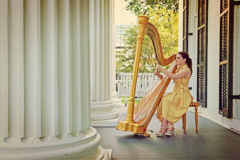 Emily Oskins, harpist