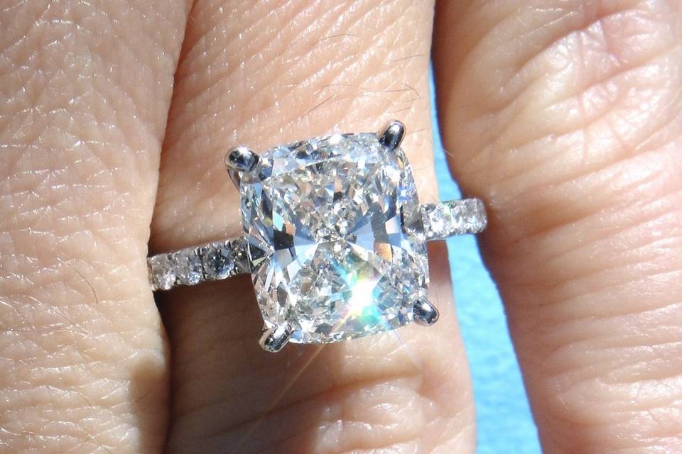 3carat GIA cushion solitaire