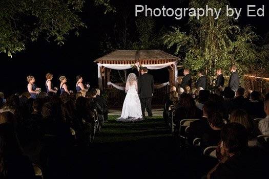 An outside wedding at nite @ Green Mountain Ranch in Devore