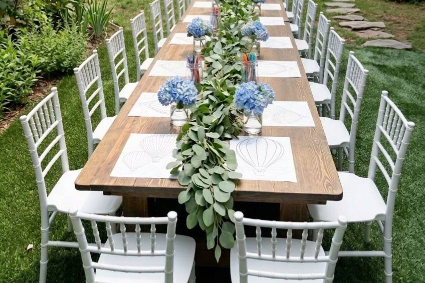 Children's tables and chairs