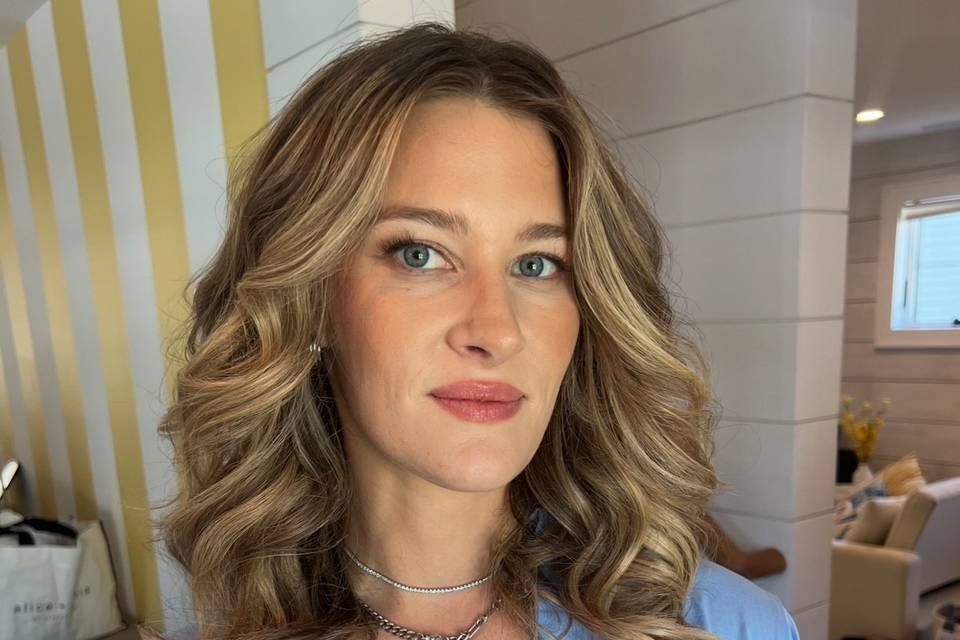 Hair: Chelsea