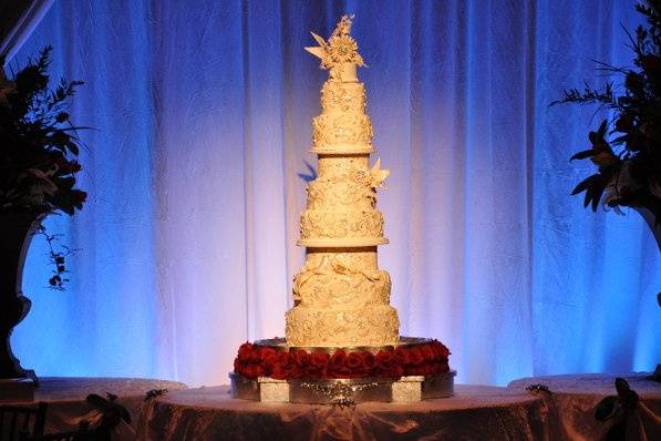 Multi layer wedding cake