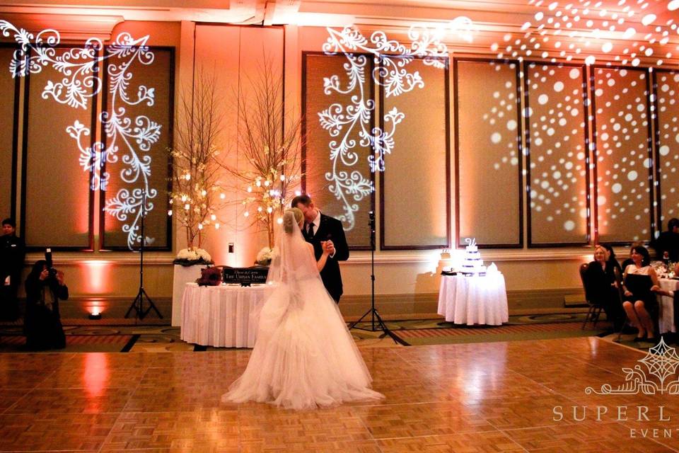 First dance lighting