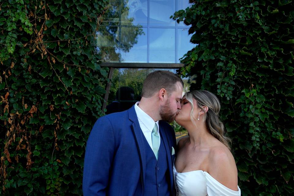 Sweet kiss