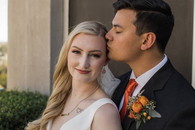 Paper Moon Floral Design