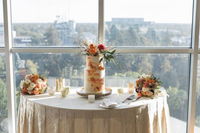 Paper Moon Floral Design