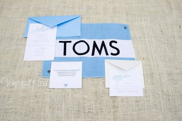 TOMS Inspiration Shoot : Invitation