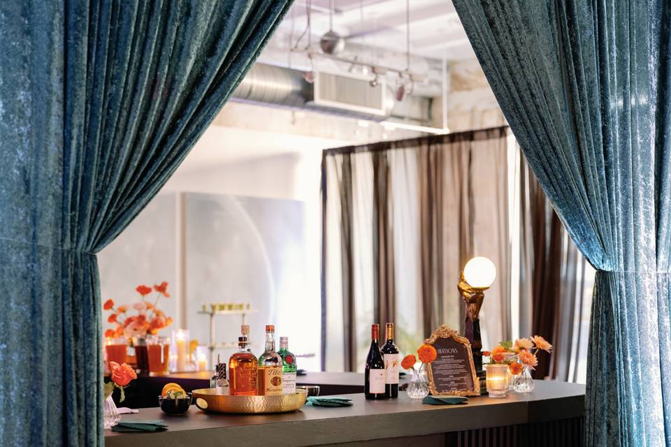 Modern speakeay bar