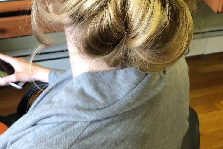 Hair updo