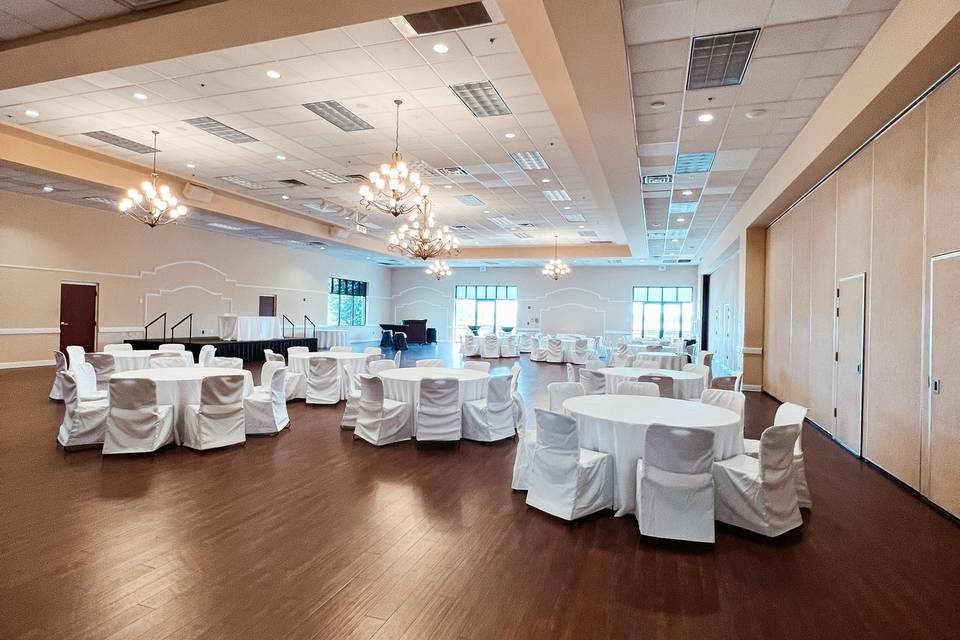 Smithfield Center dining