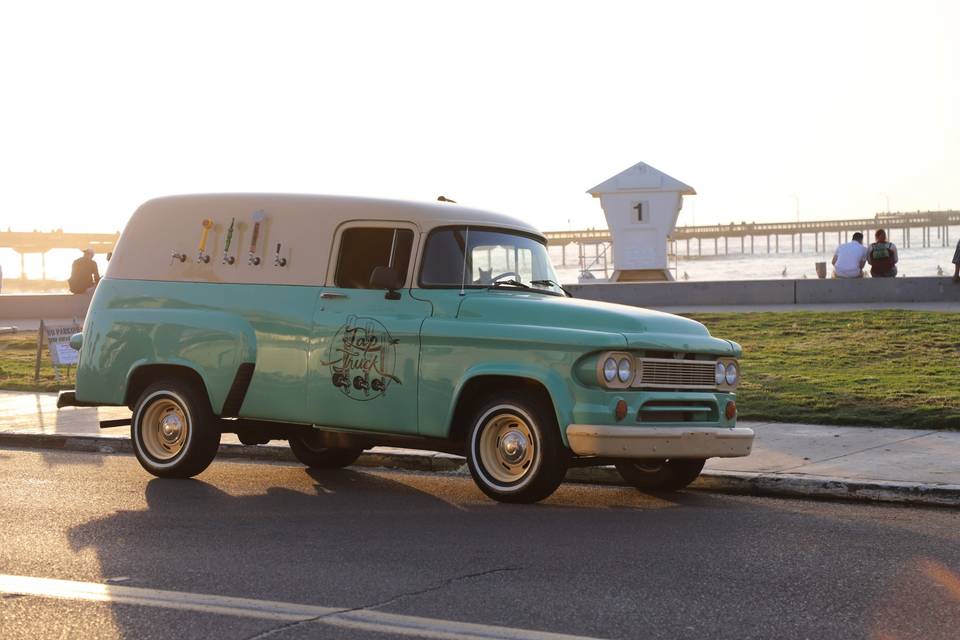 Vintage mobile bar