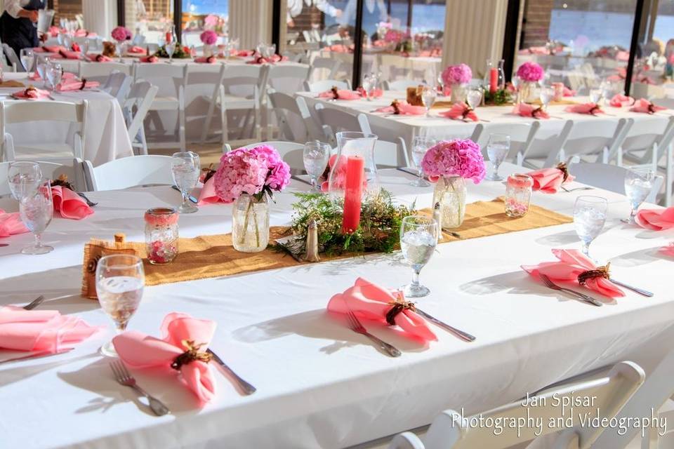 Sample table set-up with pink accent