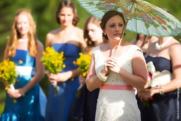 Ceremony with parasol