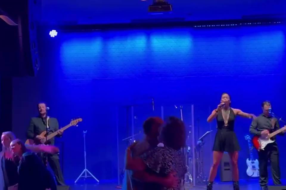 The Hi Tones