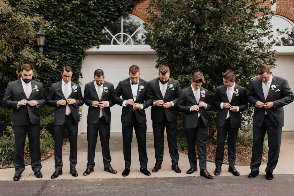 Dominion Gardens & Hotel