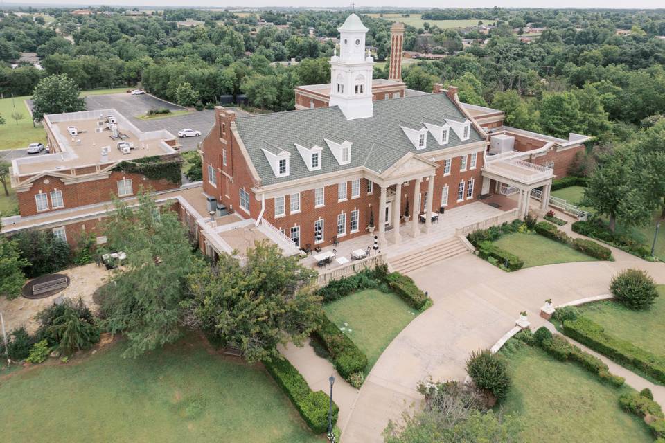 Dominion Gardens & Hotel