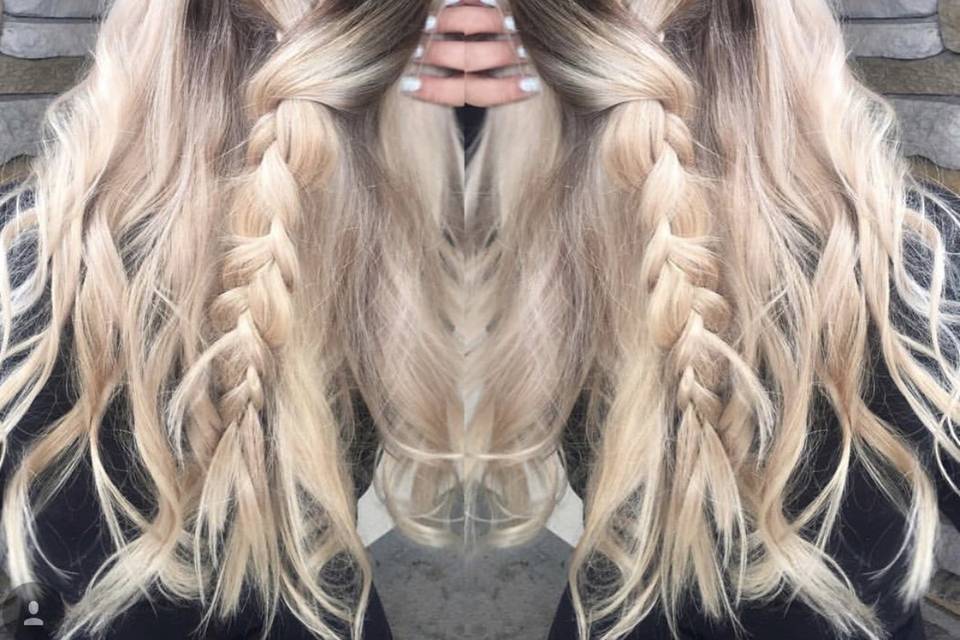 Kara Evans Hair
