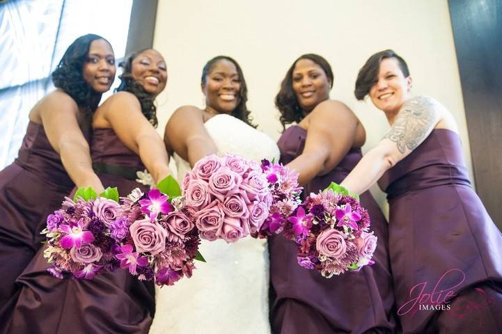 Bouquets of the bridal party