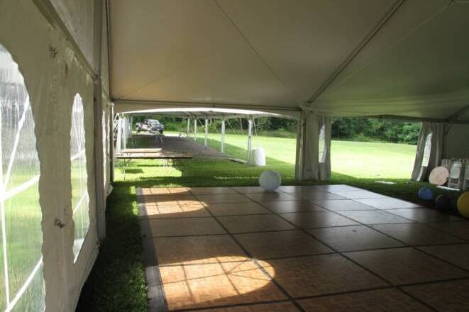 Tent and floor