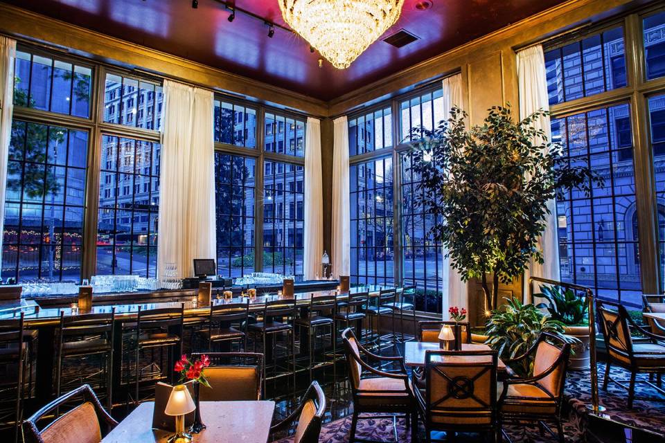 Mayflower Park Hotel