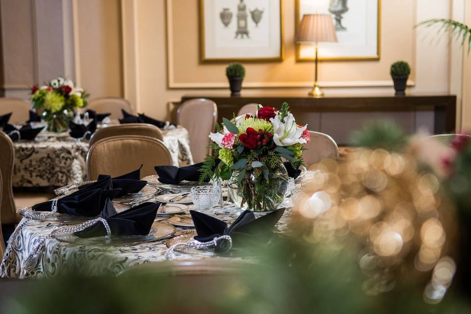 Mayflower Park Hotel