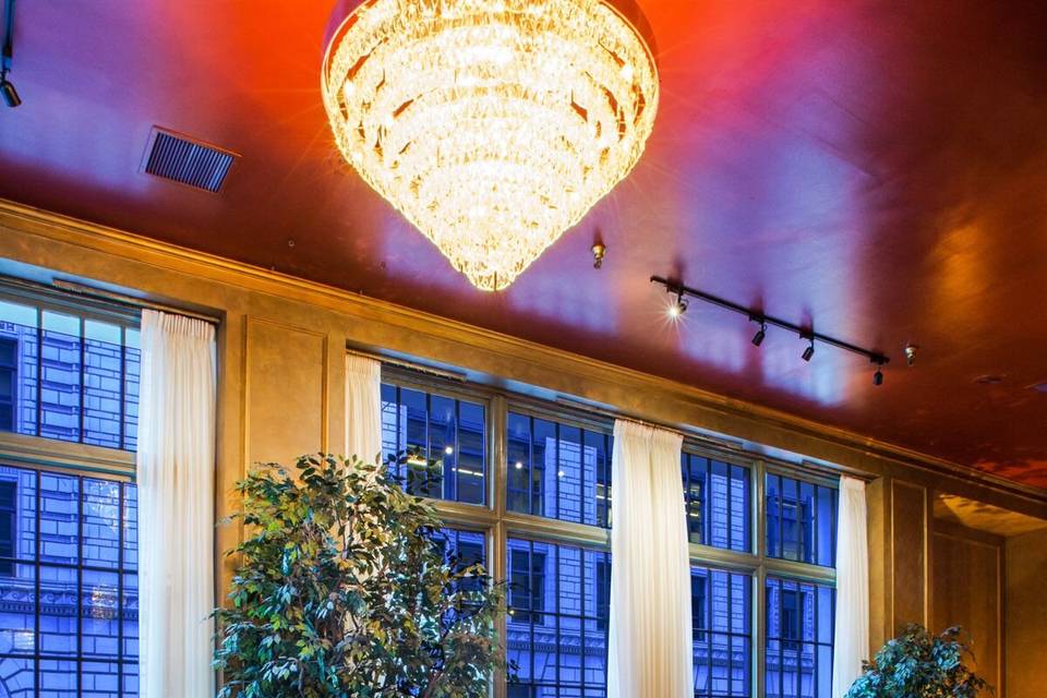 Mayflower Park Hotel