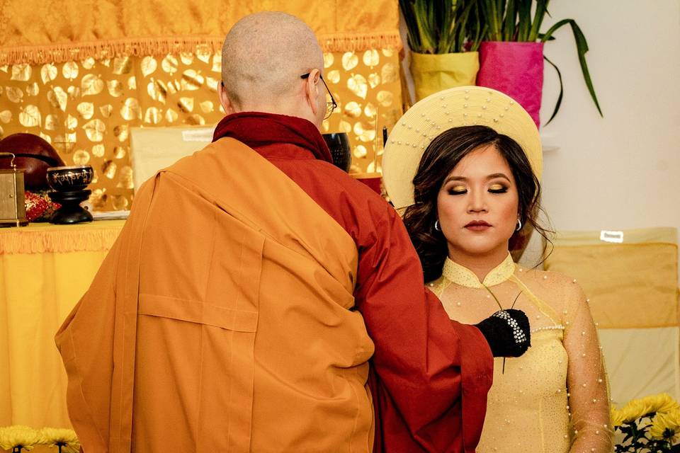 Buddhist Wedding Ceremony 4
