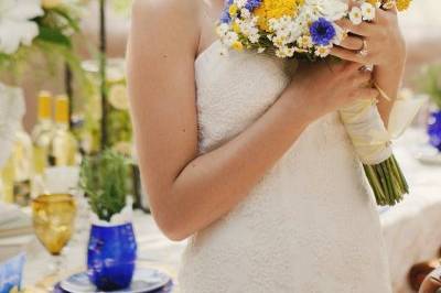 Bride holding her bouquet