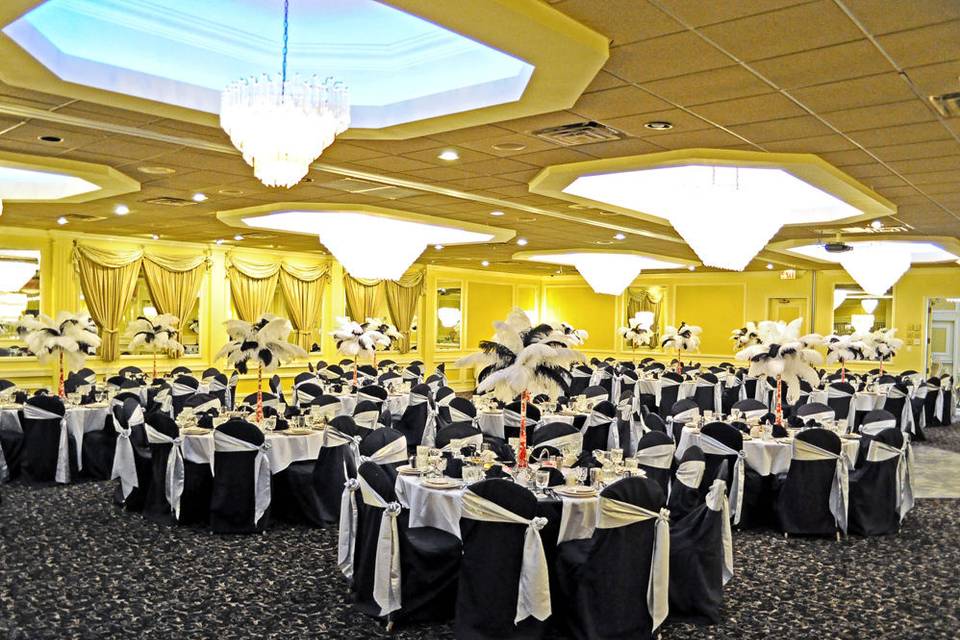 La Villa Restaurant, Lounge and Banquets