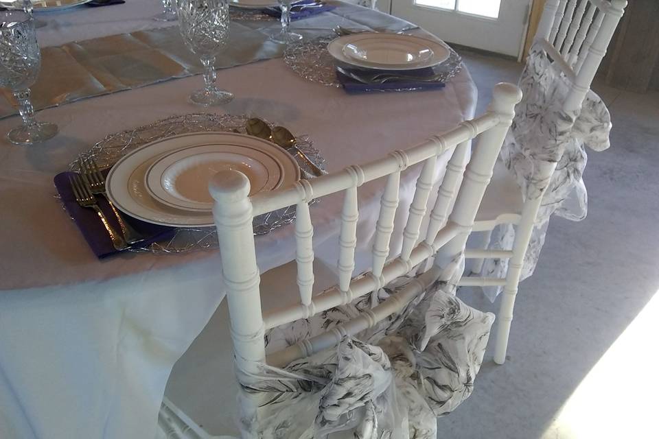 Chiavari chairs, provided!