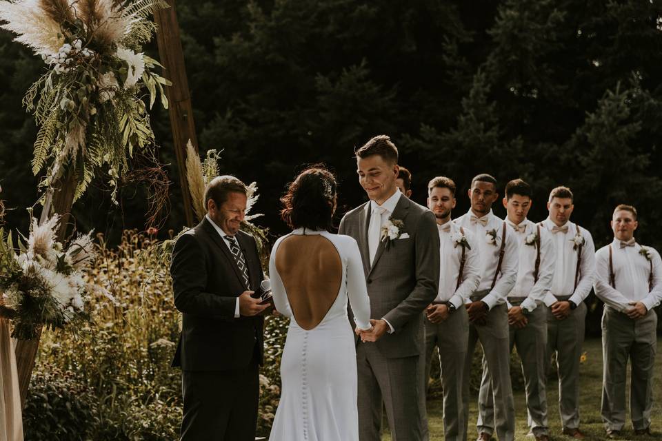 Oregon Wedding Ceremony