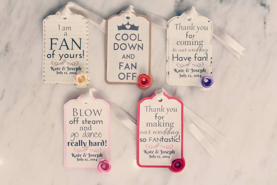 These wedding fans with gift tags are perfect for weddings less ordinary. There is nothing worse than giving meaningless presents at your wedding. Your gift always needs to be part of your love story or your nature as a couple. So, if you want fun, practical and effective wedding favor - you are at the right place.Included in your gift tag set are: • Double layered, die cut gift tags• Made with premium 160gsm card • Hand folded flower in colors of your choice• Mix and match 5 exclusive designs• Sets of gift tags only or fans with gift tags available • A choice between sandal wood or silk fans These gift tags can be tailored to suit any color scheme. Contact us now and request your custom order.