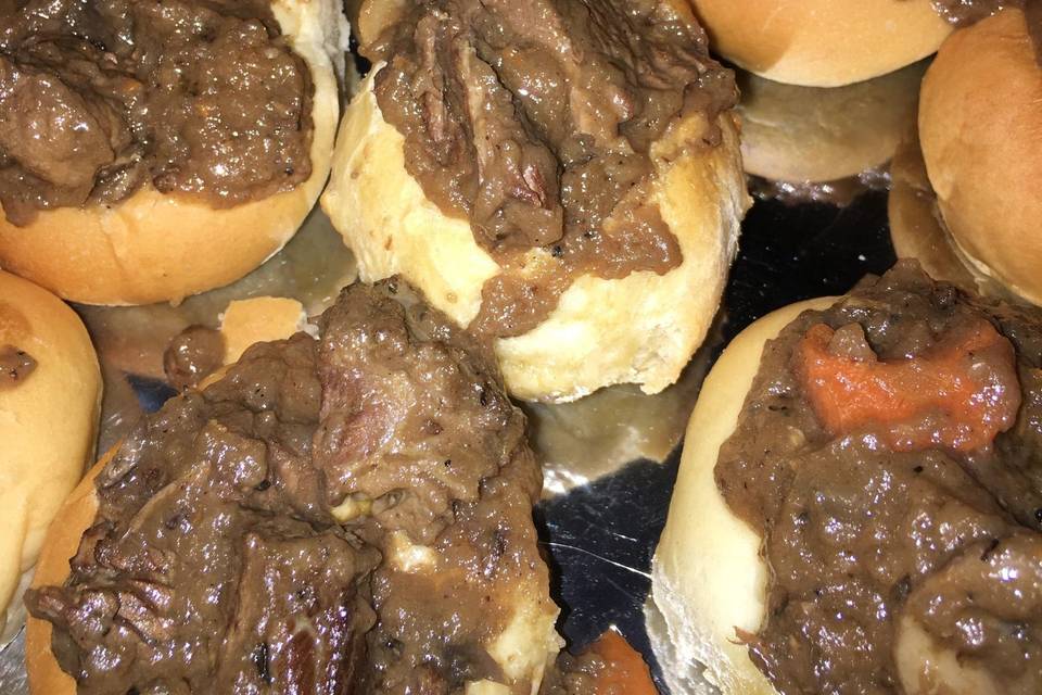 Beef boruguignon bread bowls