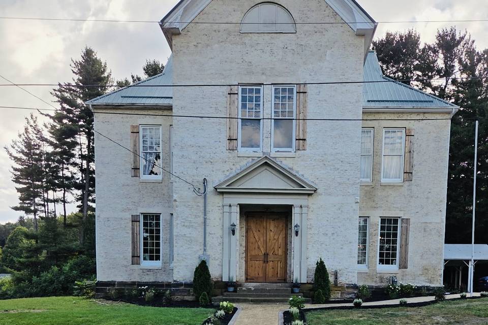 Exterior - landscaping
