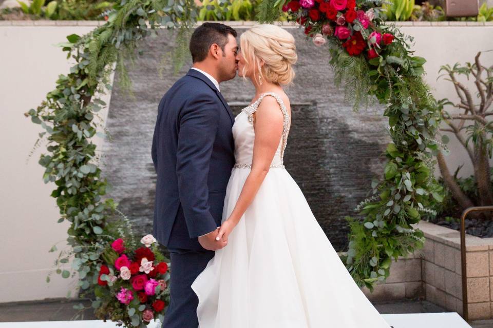 Ceremony arch