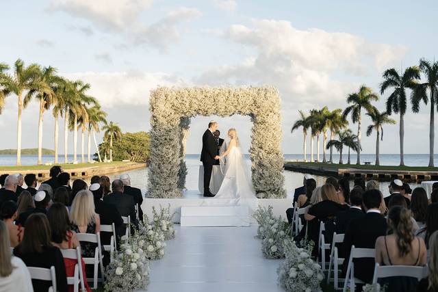 Main Lawn Ceremony