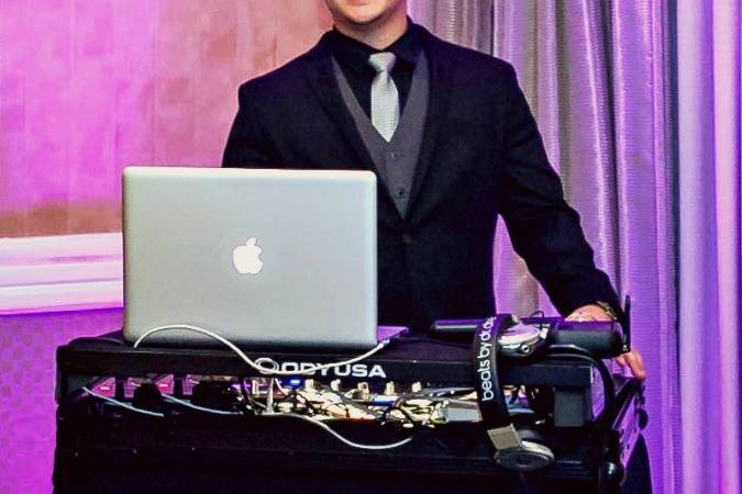 Wedding DJ