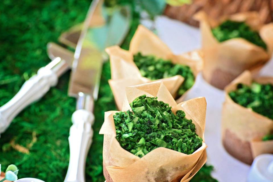 Moss cupcakes rustic nature