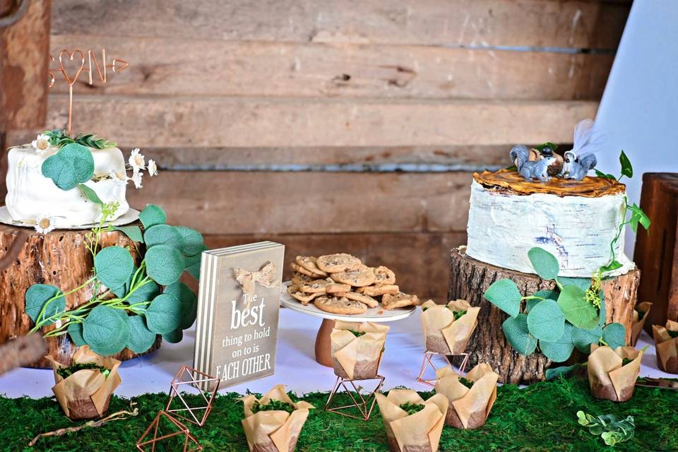 Dessert bar and cake barn wood
