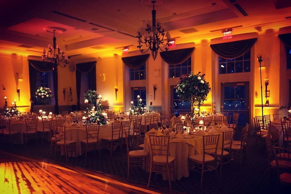 Opulent reception setup